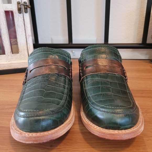 Freebird by Steven Mona Lisa Green Croco Leather Slip On Shoes, Women 8 - Picture 2 of 5